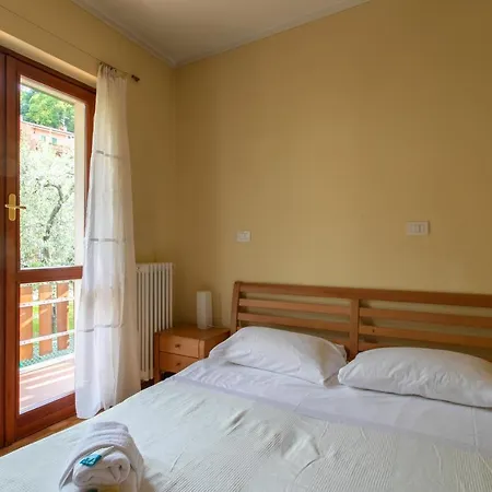 Family - Garda 3 Bedrooms Apartment Garda (Verona)