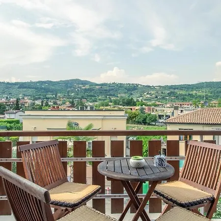 Apartment Family - Garda 3 Bedrooms Garda (Verona)