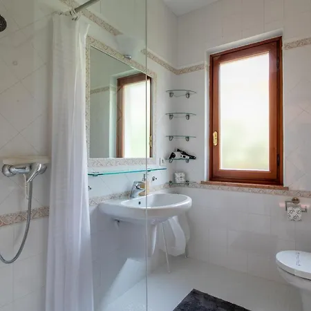 Family - Garda 3 Bedrooms Apartment *